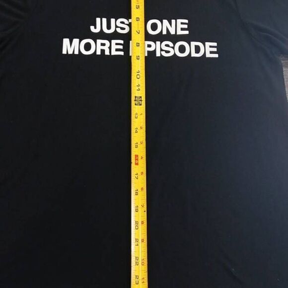 Mighty Fine brand Tshirt. Just One More Episode.
Women's size XL but runs small. - Picture 5 of 6